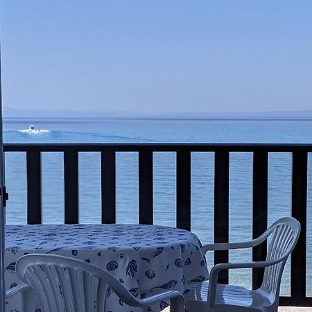 Seafront Apartment Pefkochori Exterior photo