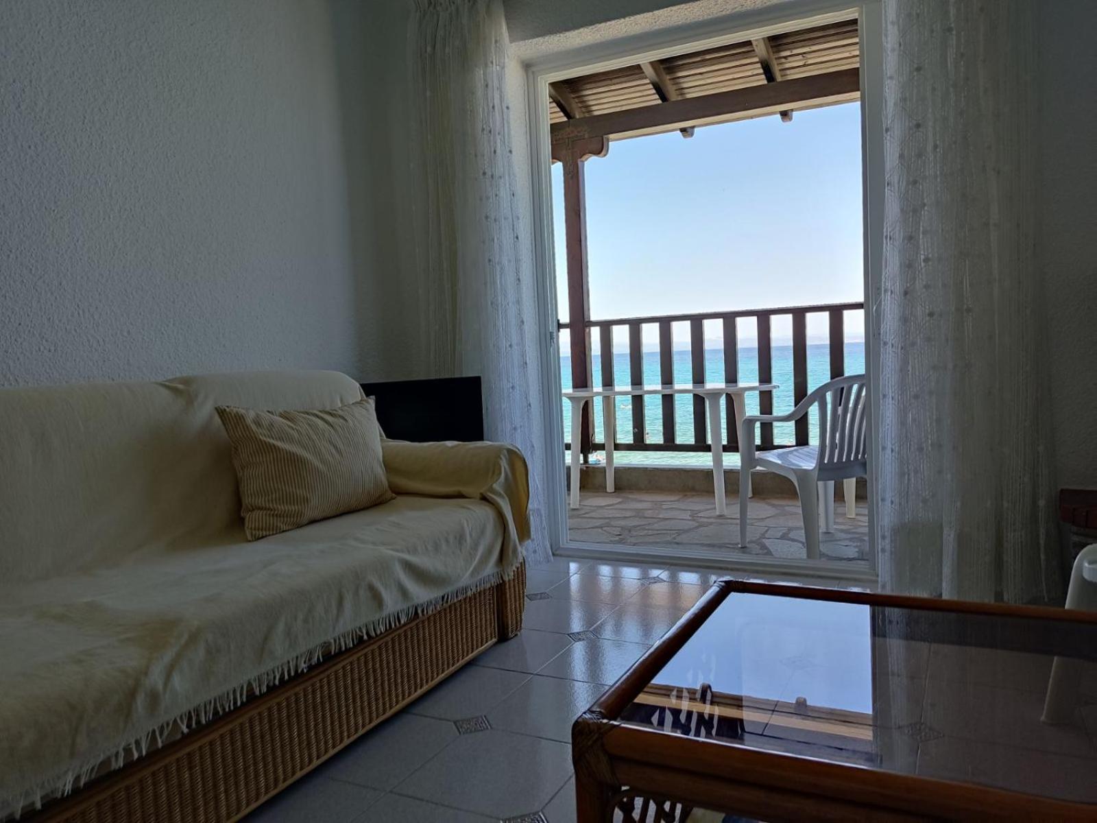 Seafront Apartment Pefkochori Exterior photo